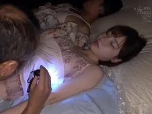 Thầy háo sắc, gạ đụ nữ học viên múa ba lê xinh đẹp